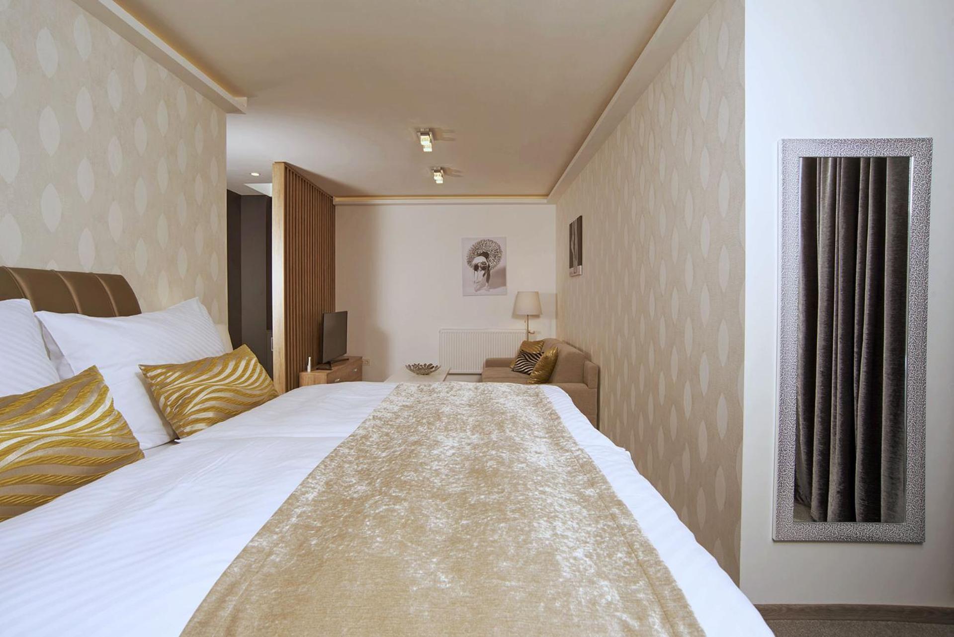 Privilege - Empire Hotels Group Кошице Екстер'єр фото
