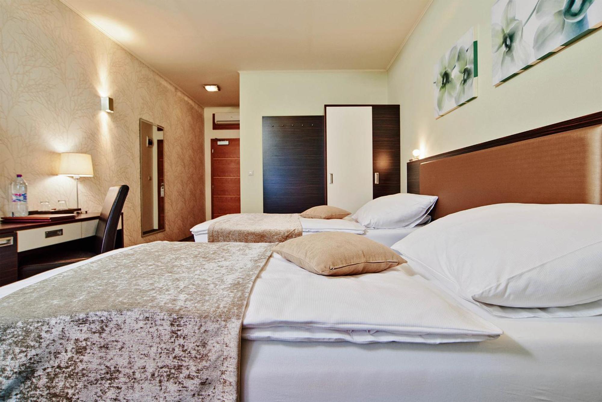 Privilege - Empire Hotels Group Кошице Екстер'єр фото