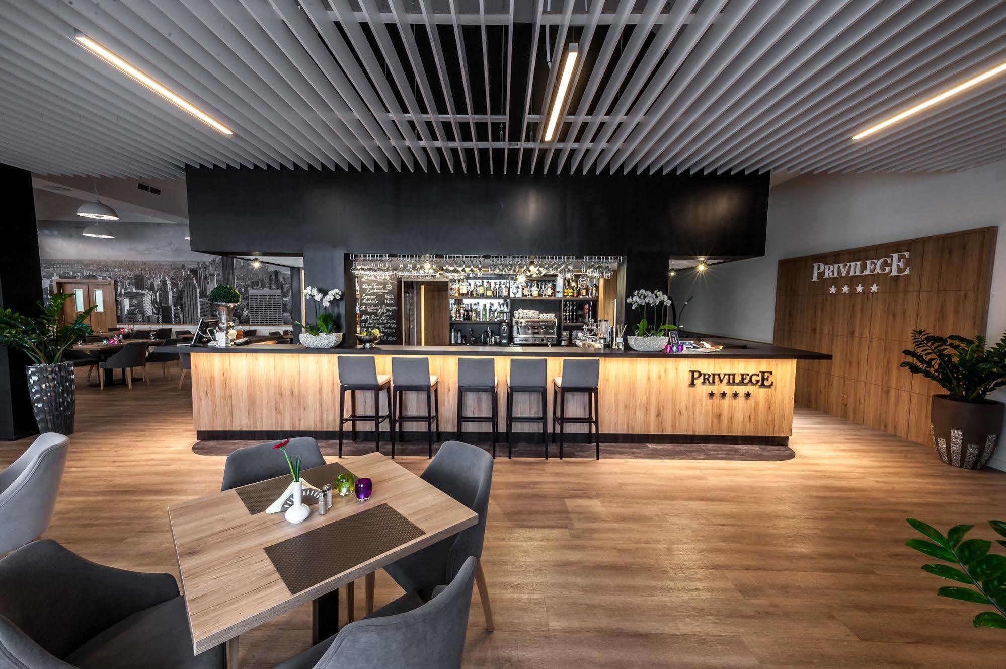 Privilege - Empire Hotels Group Кошице Екстер'єр фото