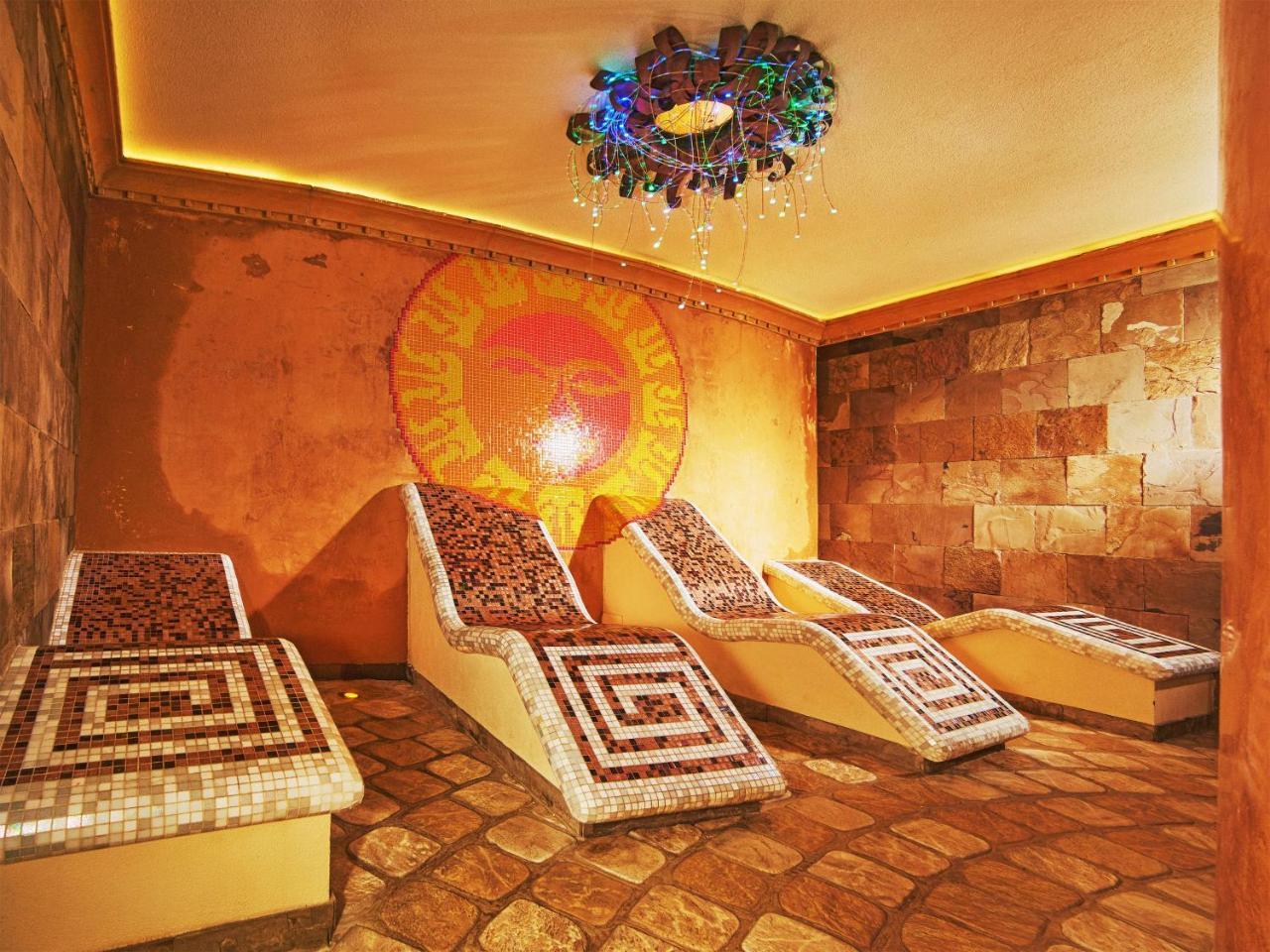 Privilege - Empire Hotels Group Кошице Екстер'єр фото
